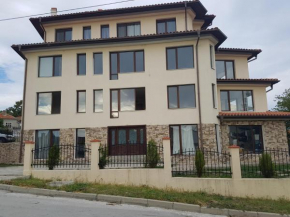  Apartments Stefanov in Byala  Бяла